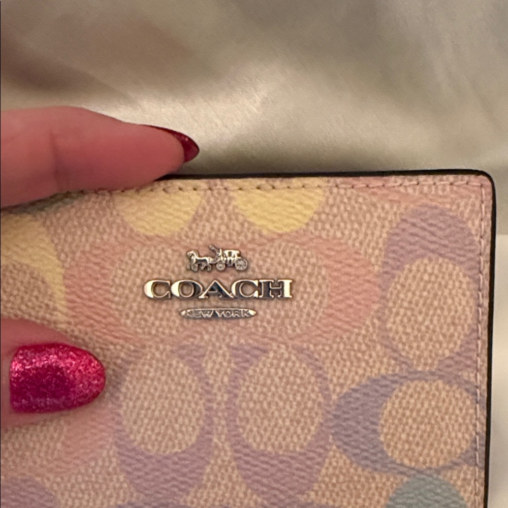🌈Coach NWT Snap Wallet In Rainbow Canvas Signature print with Silver Hardware - Picture 7 of 8